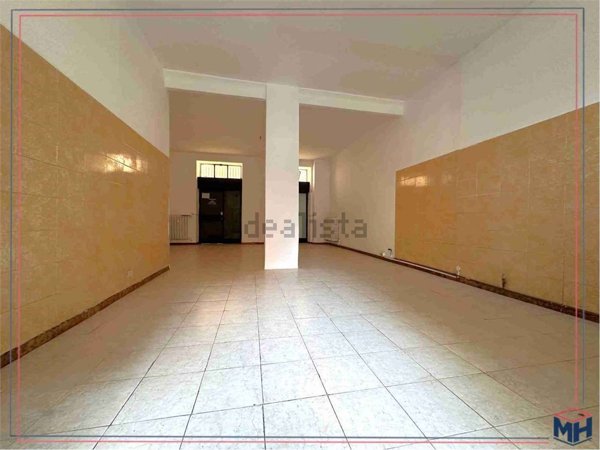 negozio in vendita a Senago