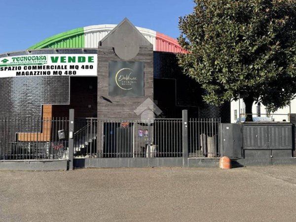 negozio in vendita a Senago