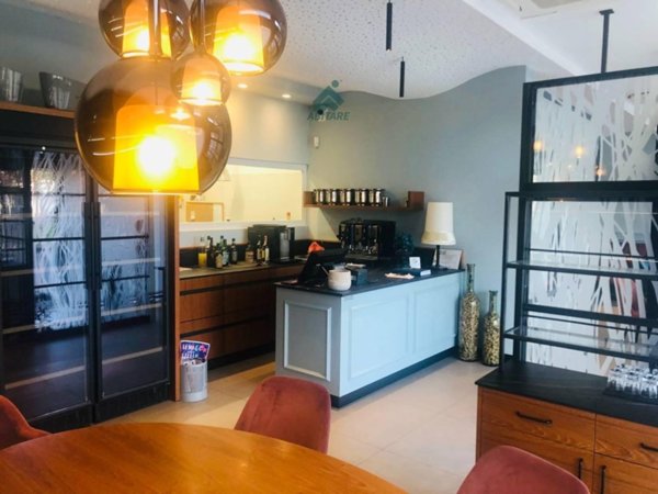 negozio in vendita a Senago