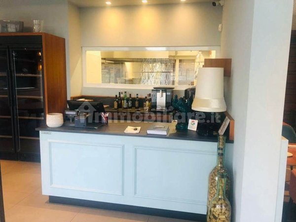 negozio in vendita a Senago