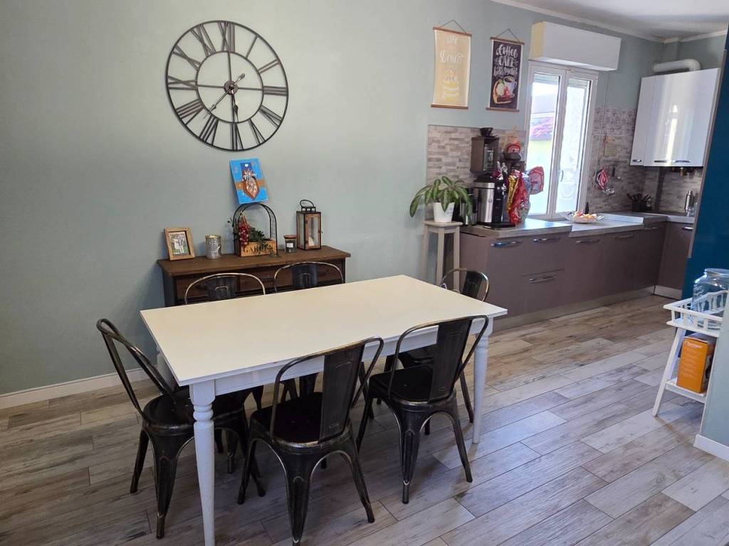 appartamento in vendita a Senago