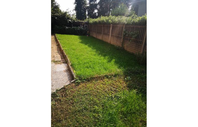 casa indipendente in vendita a Senago