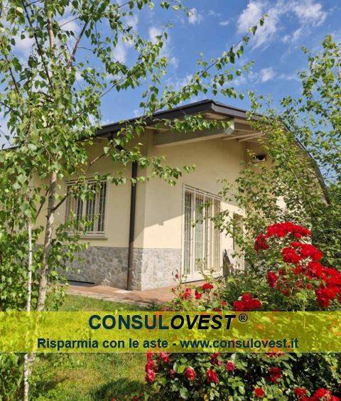 casa indipendente in vendita a Senago