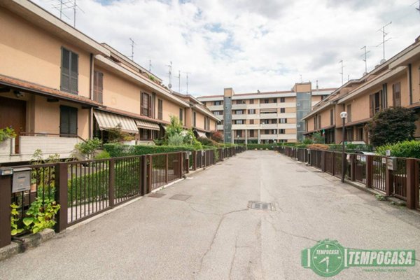 casa indipendente in vendita a Senago