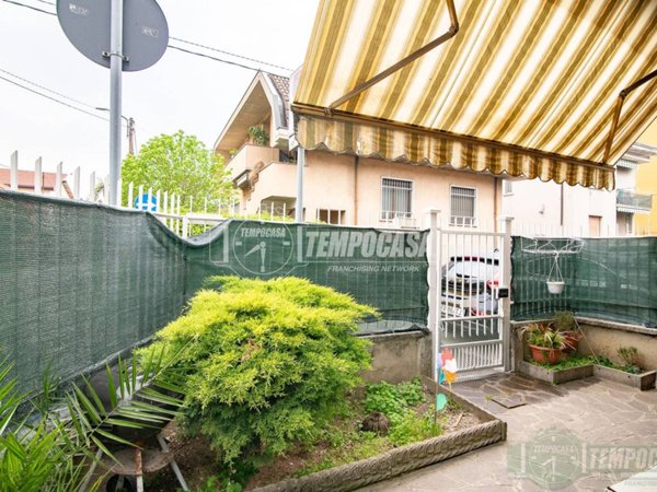 casa indipendente in vendita a Senago