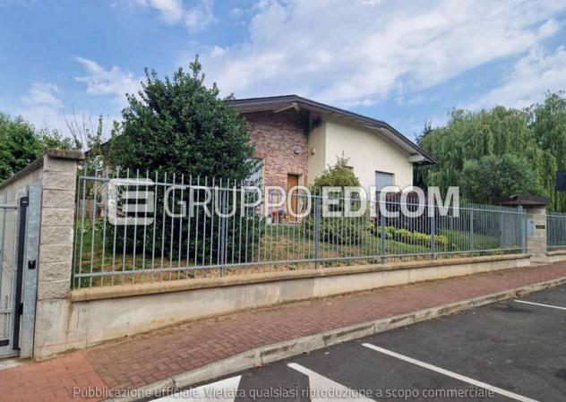 casa indipendente in vendita a Senago