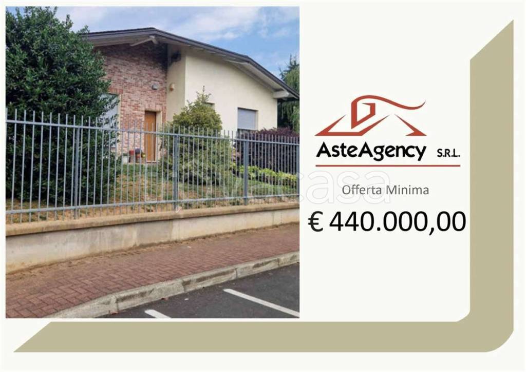 casa indipendente in vendita a Senago