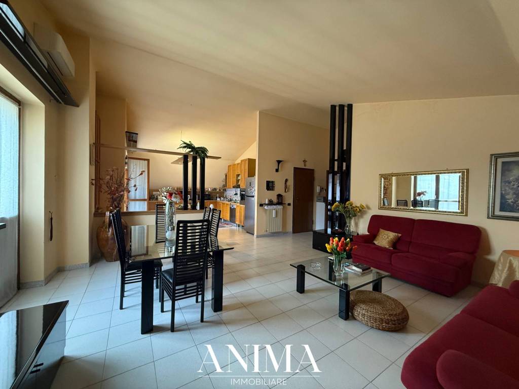appartamento in vendita a Senago