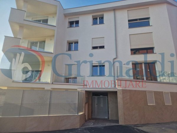 appartamento in vendita a Sesto San Giovanni in zona Restellone
