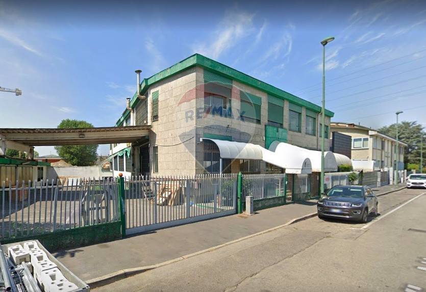 locale commerciale in vendita a Sesto San Giovanni