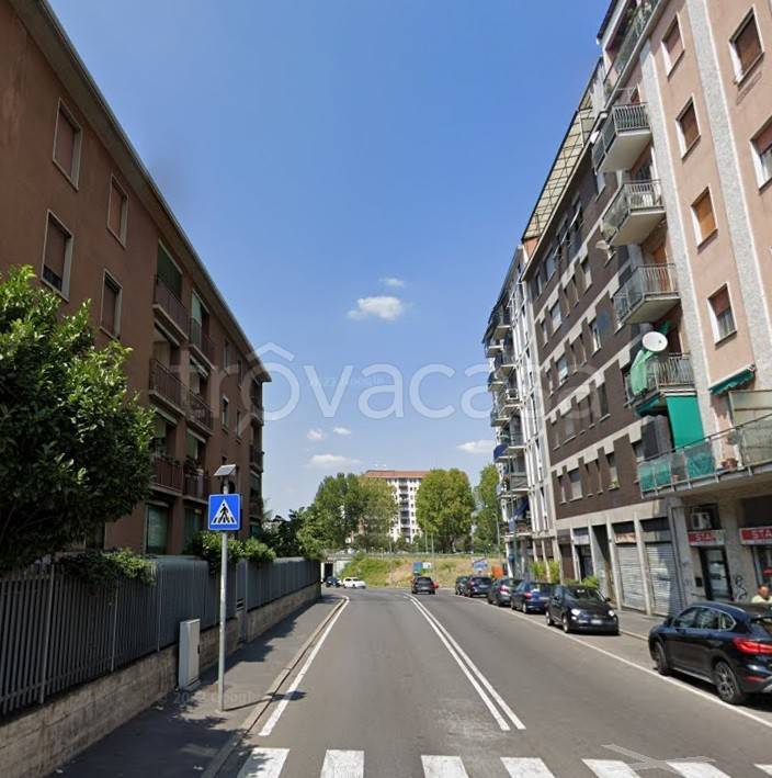appartamento in vendita a Sesto San Giovanni in zona Rondinella