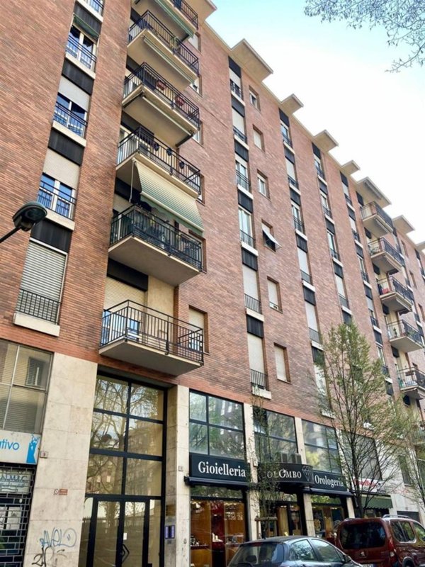 appartamento in vendita a Sesto San Giovanni in zona Rondò/Torretta