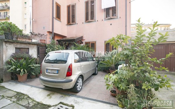 casa indipendente in vendita a Sesto San Giovanni in zona Rondò/Torretta