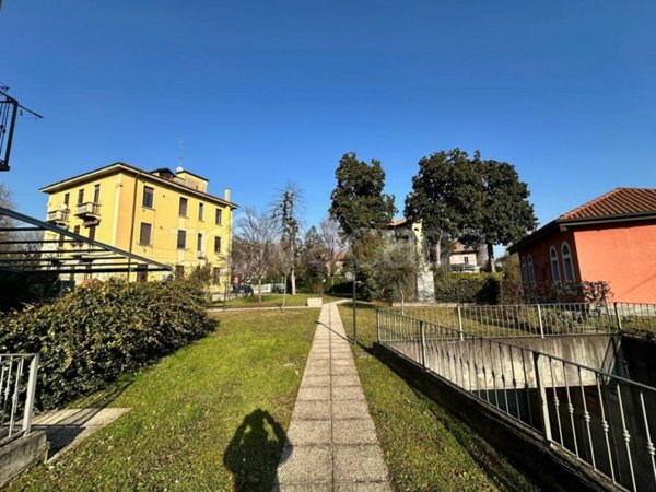 appartamento in vendita a Sesto San Giovanni in zona Rondò/Torretta
