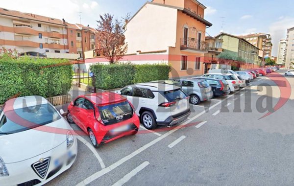 locale commerciale in vendita a Sesto San Giovanni