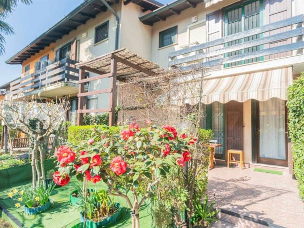 casa indipendente in vendita a Sesto San Giovanni in zona Restellone