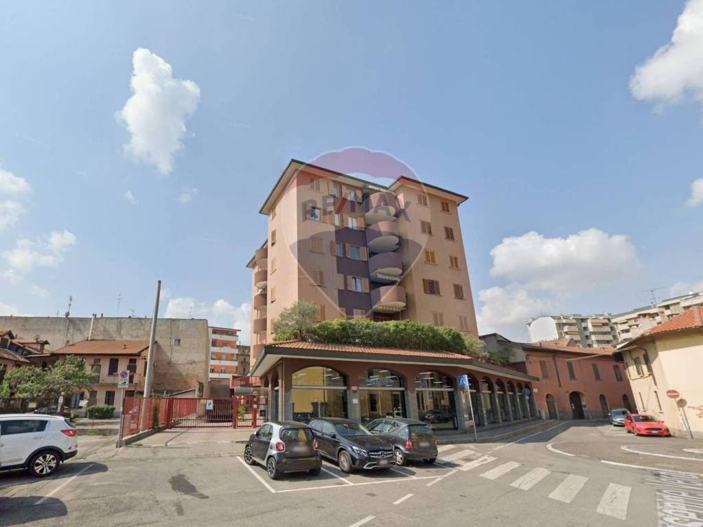 negozio in vendita a Sesto San Giovanni
