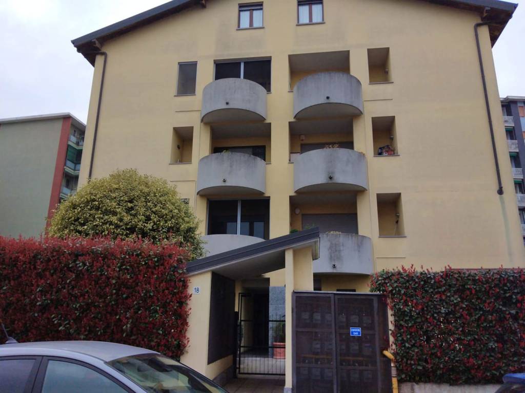 appartamento in vendita a Sesto San Giovanni in zona Pelucca/Villaggio Falck
