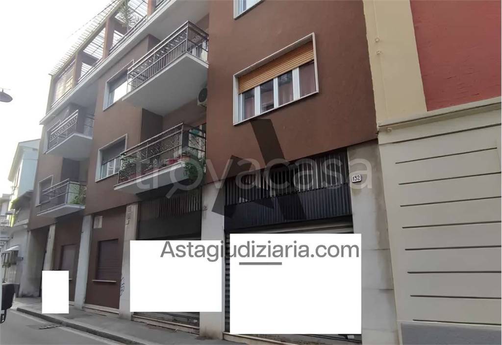 negozio in vendita a Sesto San Giovanni