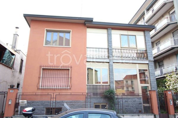 casa indipendente in vendita a Sesto San Giovanni