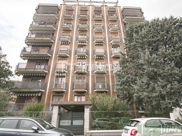 appartamento in vendita a Sesto San Giovanni in zona Rondinella