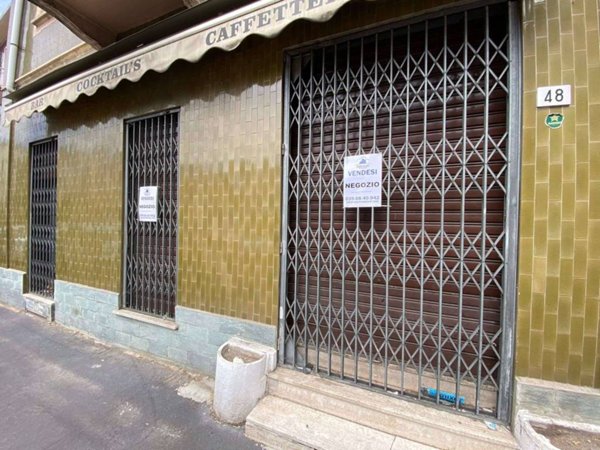 negozio in vendita a Sesto San Giovanni in zona Rondinella