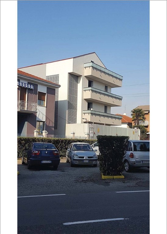 appartamento in vendita a Sesto San Giovanni in zona Rondò/Torretta