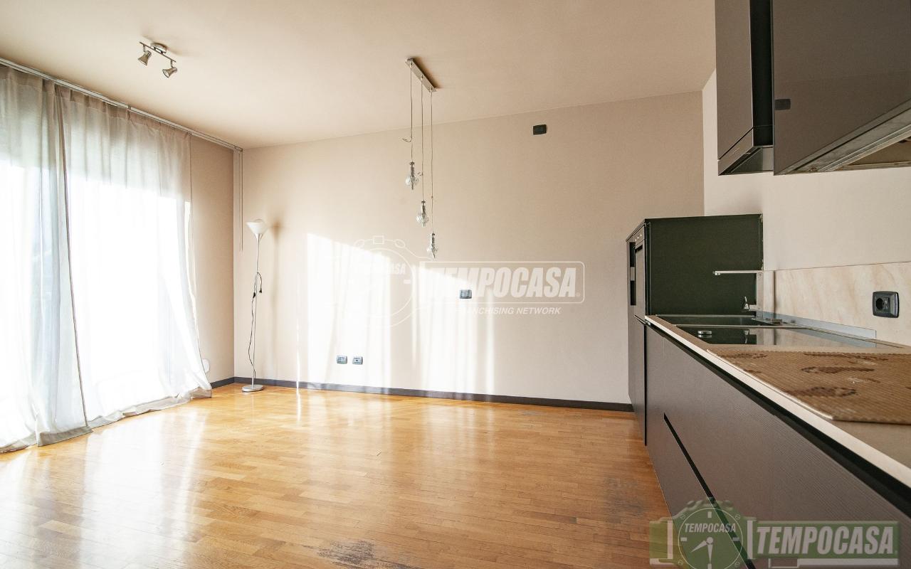 appartamento in vendita a Sesto San Giovanni in zona Rondò/Torretta