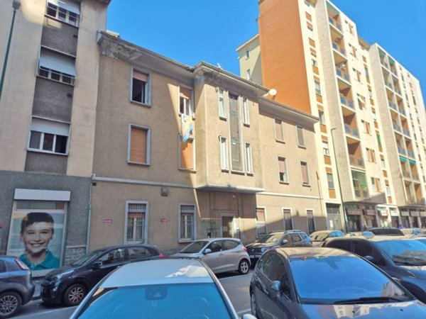 appartamento in vendita a Sesto San Giovanni in zona Rondinella