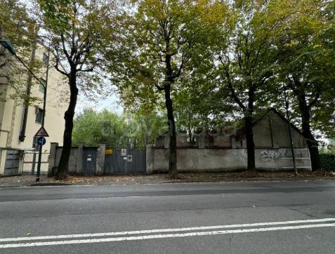 terreno edificabile in vendita a Sesto San Giovanni