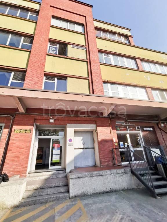 ufficio in vendita a Sesto San Giovanni