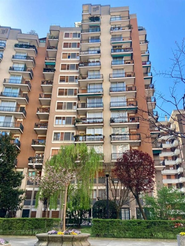 appartamento in vendita a Sesto San Giovanni in zona Rondò/Torretta