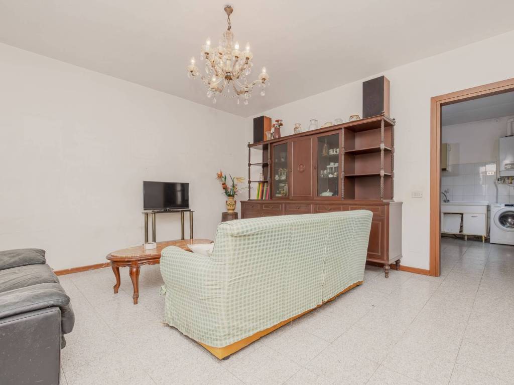 casa indipendente in vendita a Sesto San Giovanni in zona Rondinella