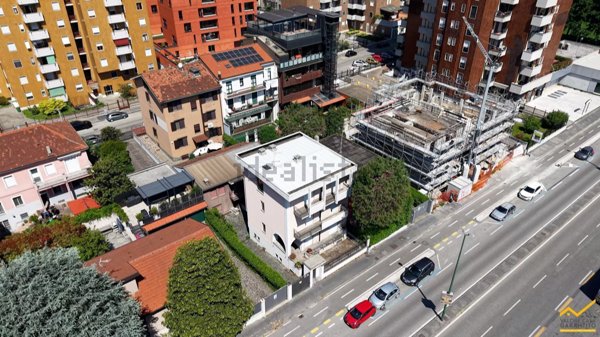 casa semindipendente in vendita a Sesto San Giovanni