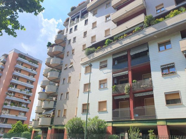 appartamento in vendita a Sesto San Giovanni in zona Rondò/Torretta