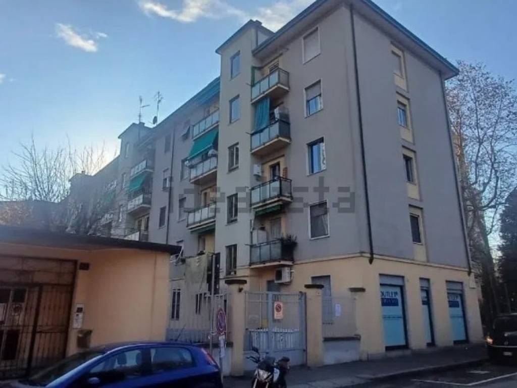 appartamento in vendita a Sesto San Giovanni in zona Rondò/Torretta