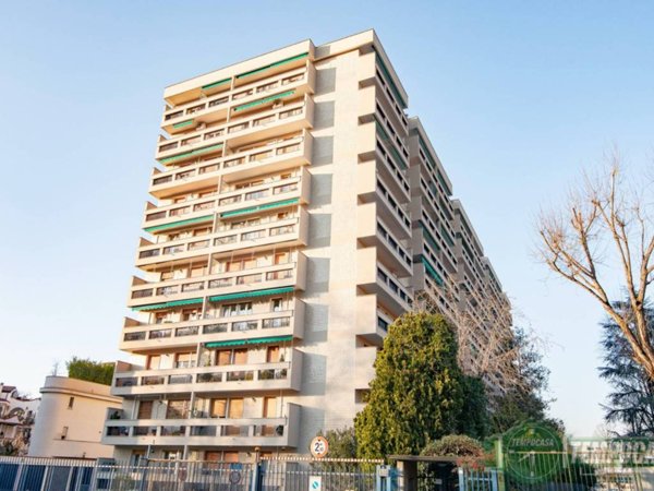 appartamento in vendita a Sesto San Giovanni in zona Rondinella