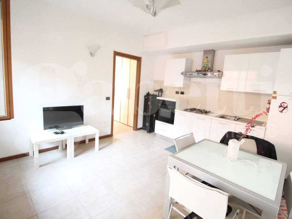 appartamento in vendita a Sesto San Giovanni in zona Rondinella
