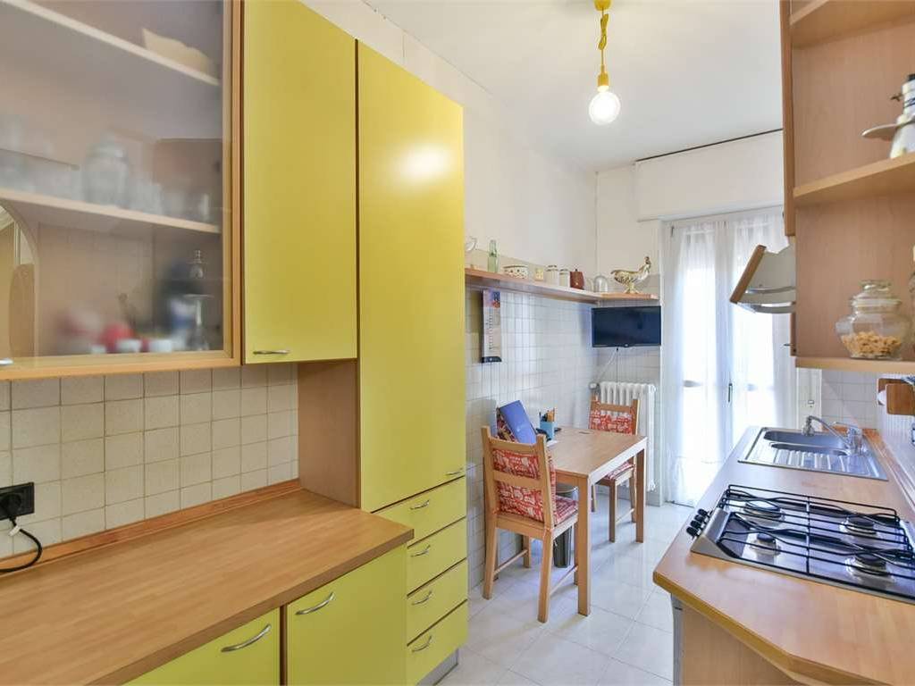 appartamento in vendita a Sesto San Giovanni in zona Rondinella