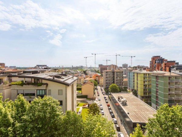 appartamento in vendita a Sesto San Giovanni in zona Rondinella