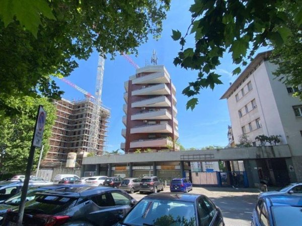 appartamento in vendita a Sesto San Giovanni in zona Rondinella