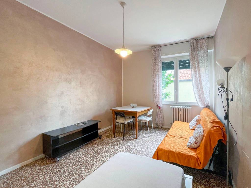 appartamento in vendita a Sesto San Giovanni in zona Rondò/Torretta