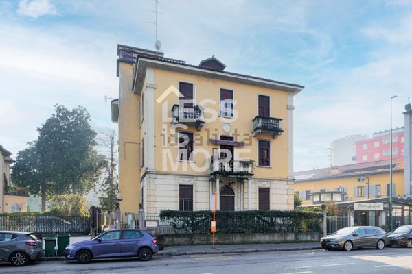 appartamento in vendita a Sesto San Giovanni in zona Rondò/Torretta