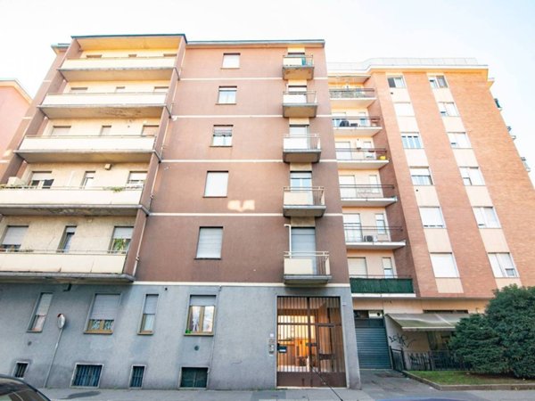 appartamento in vendita a Sesto San Giovanni in zona Rondinella