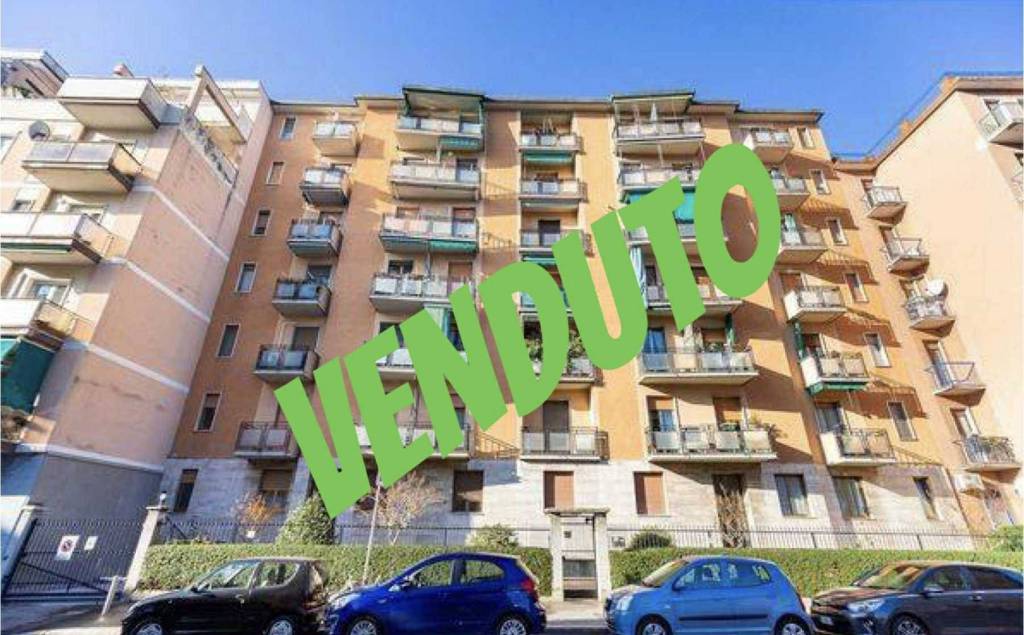 appartamento in vendita a Sesto San Giovanni in zona Rondinella
