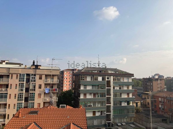appartamento in vendita a Sesto San Giovanni in zona Rondinella