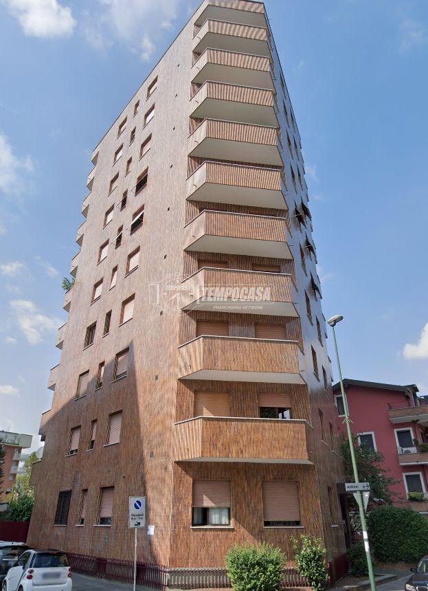 appartamento in vendita a Sesto San Giovanni in zona Rondinella