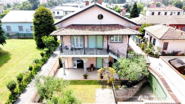 casa indipendente in vendita a Sesto San Giovanni