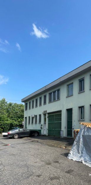 locale di sgombero in vendita a Sesto San Giovanni