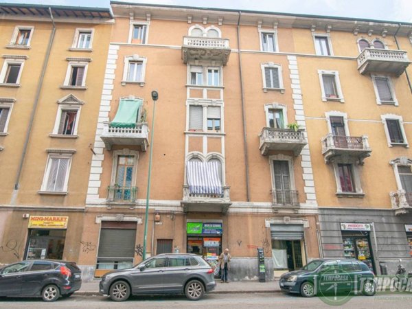 negozio in vendita a Sesto San Giovanni in zona Rondò/Torretta